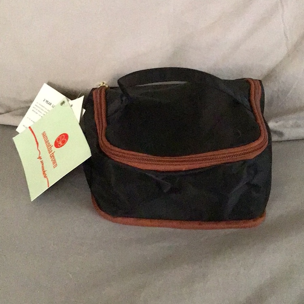 Samantha Brown Travel Cosmetic Or Toiletry Bag